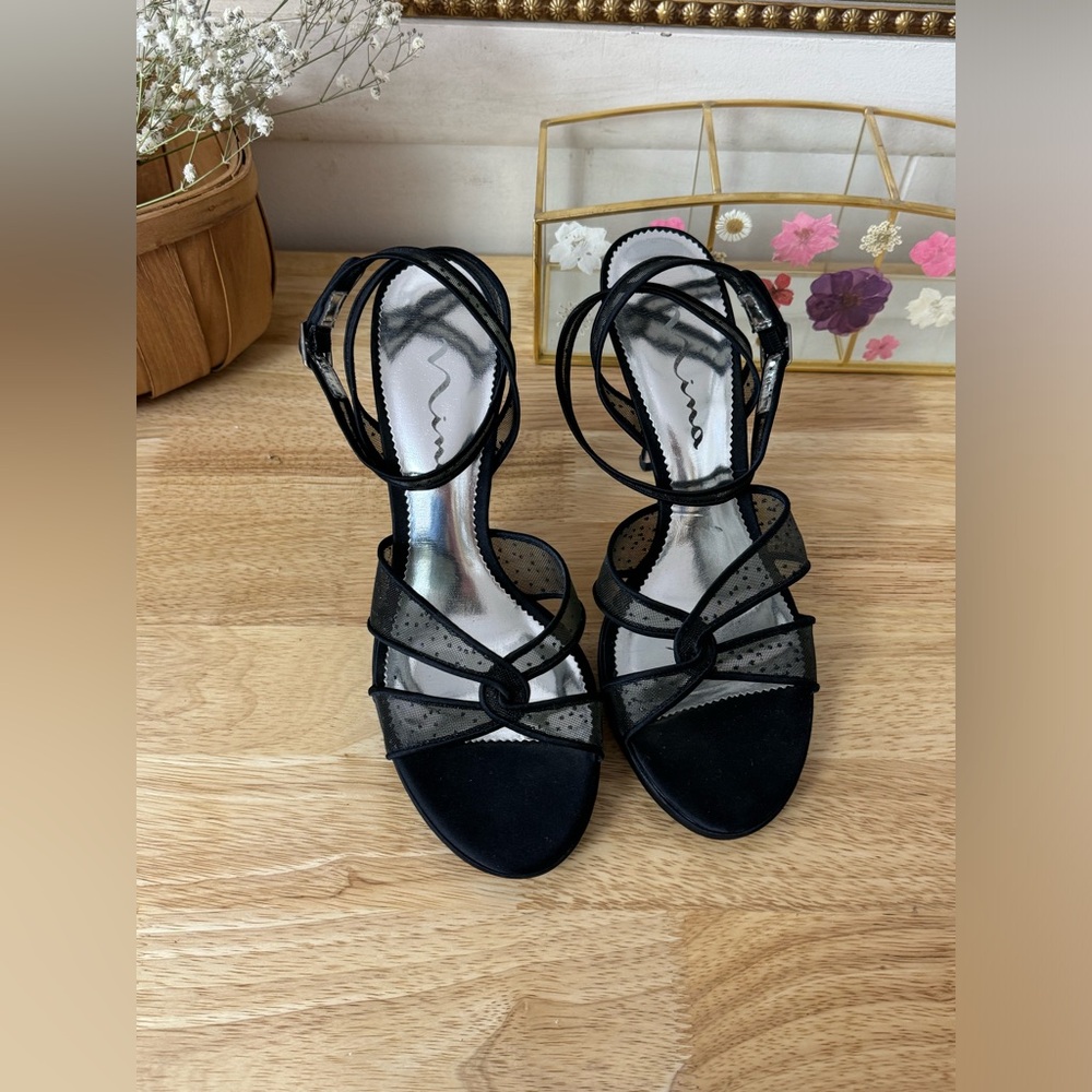 Nina Black Strappy Mesh Ankle Strap Heels US Size 8.5 Classic Preppy Designer